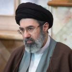 بیعت اعضای حزب خدمت با حضرت آیت الله سید مجتبی خامنه ای